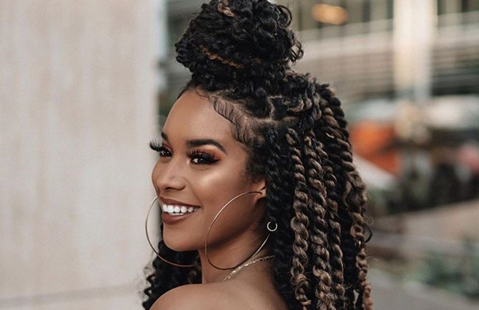 Knotless braids are in, and Darling Nigeria has got you covered